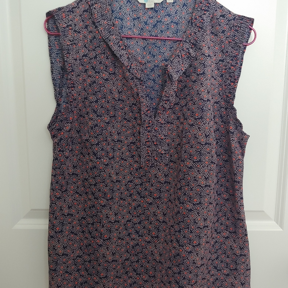 sleeveless top
